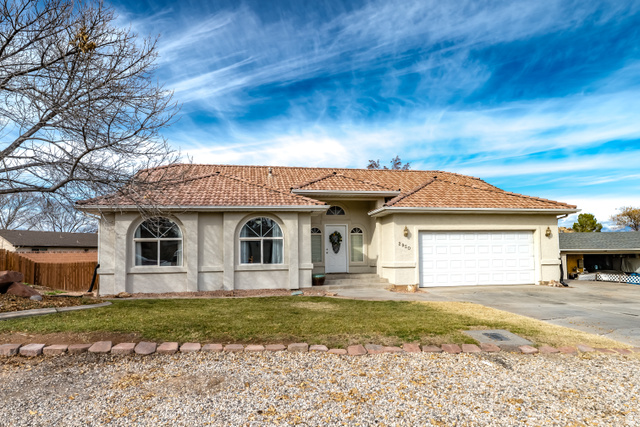 2950 S Beech St
                     MLS #2129720