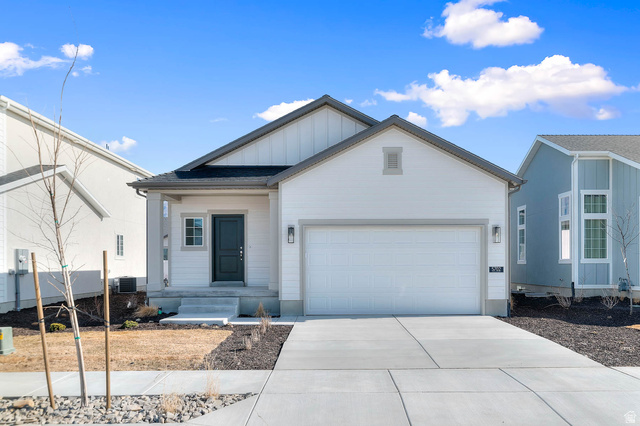 5702 N Mallard Dr
                     MLS #2129926