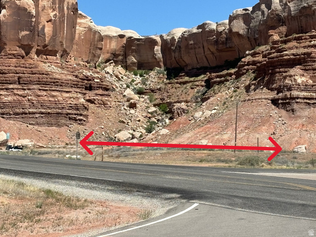 160 E MISSION RD, Bluff UT 84512