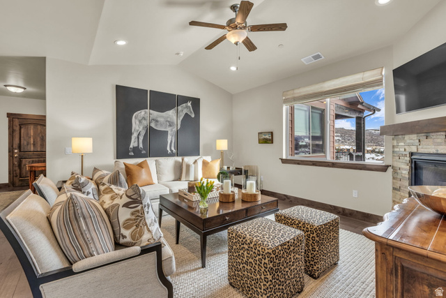 1261 W Black Rock Trl #39l
                     MLS #2130406