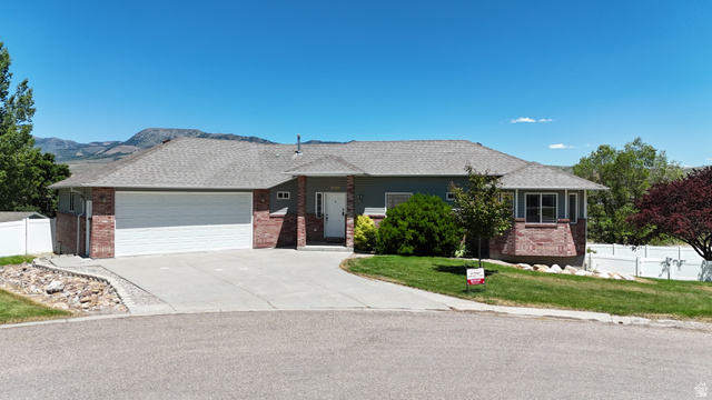 Main photo for 100  Mountain View Dr