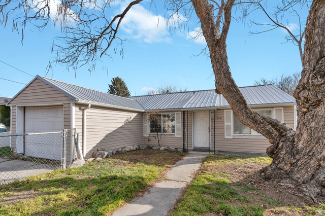 240  Grove Creek Dr
                     MLS #2130459