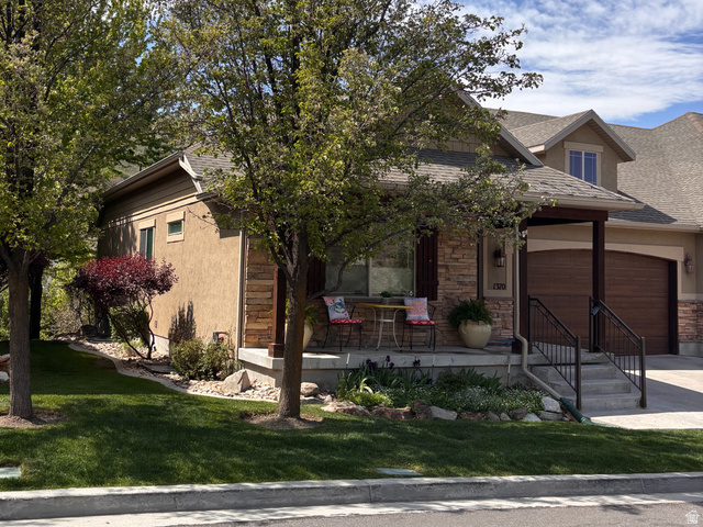 1370 E Meadow Valley Dr
                     MLS #2130583