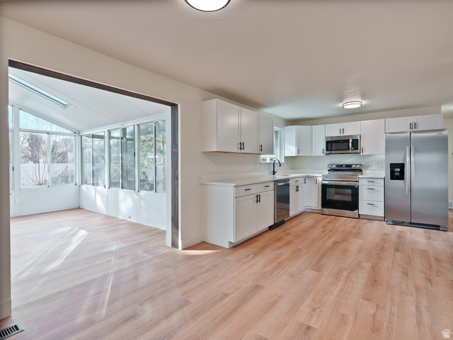 6838 S LEXINGTON DR, West Jordan UT 84084