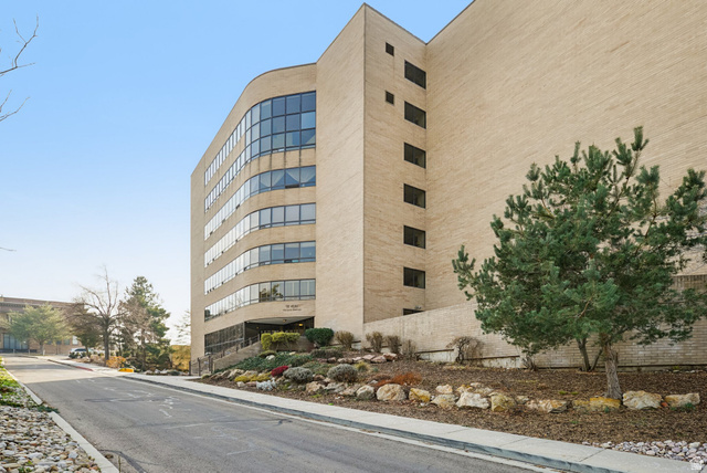 426 S 1000 E #503, Salt Lake City UT 84102