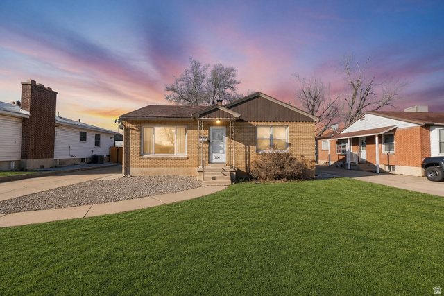 5243 S 2200 W
                     MLS #2130854