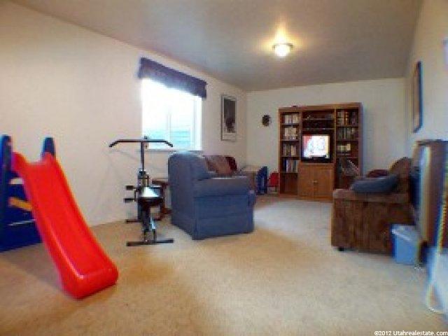 332 E 2475 N, North Logan, UT 84341 — photo 3