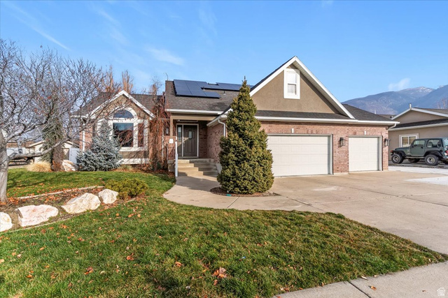 438 W 1050 N, Centerville UT 84014