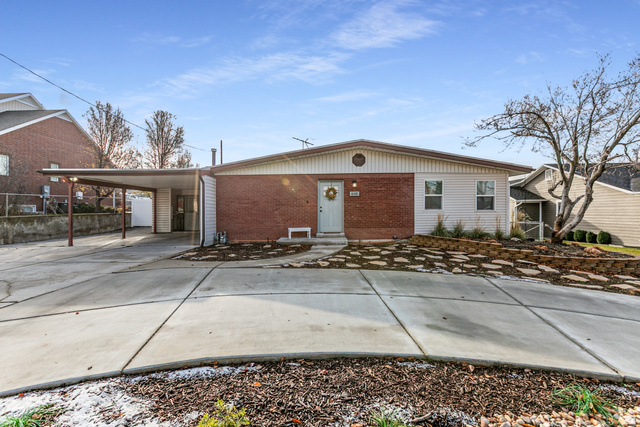 610 E PAGES LN, Centerville UT 84014