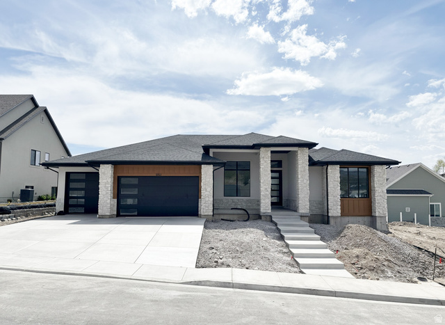 1082 E 110 S
                     MLS #2131309