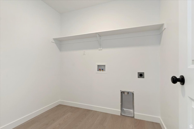 1538 E Livi Ln. Ln 8