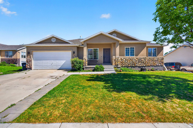 172 W Aruba Dr
                     MLS #2131708
