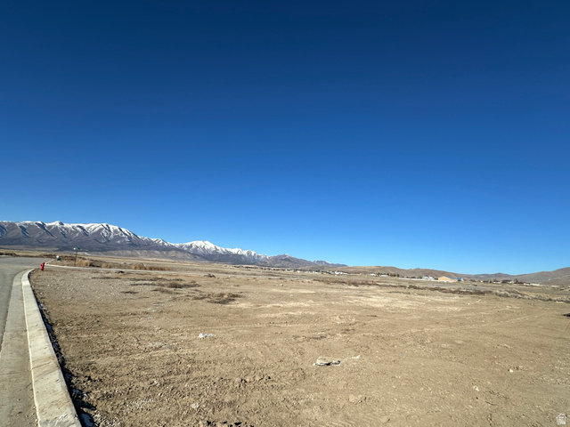 8136 N BRISTLE CONE CIR, Eagle Mountain UT 84005