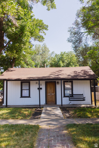 Main photo for 311 W Center St