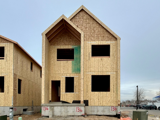 906 W 1600 S #136
                     MLS #2131853