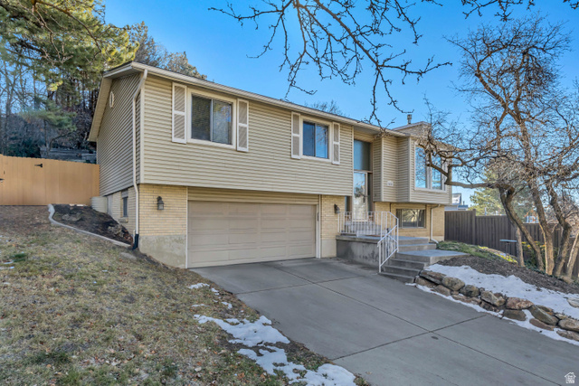 2600 E Oak Dr
                     MLS #2132030