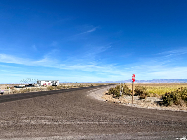 4500 N 10000 W, Delta UT 84624