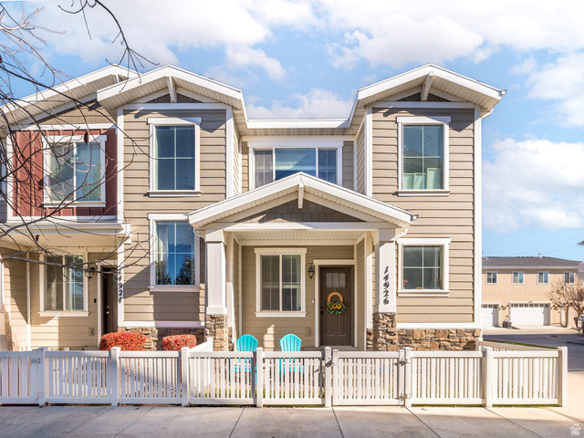 14926 S Thunder Horse Dr
                     MLS #2132092