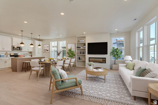 7004 W HIDDEN HILLS WAY #184, West Jordan UT 84081