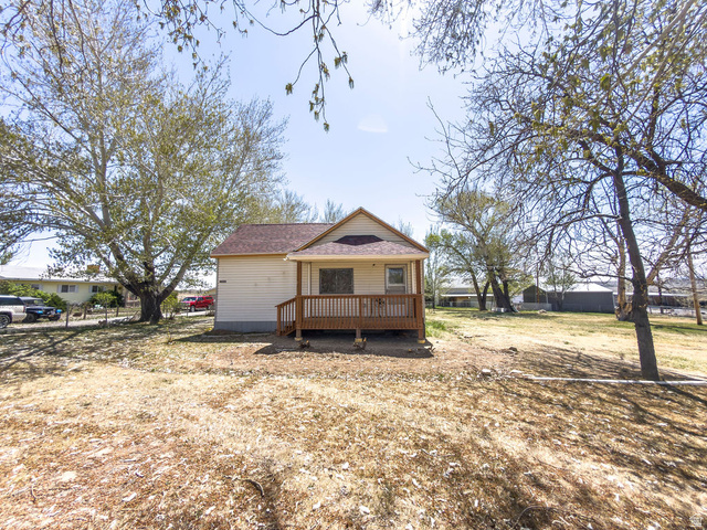 Main photo for 2454 E Old Wellington Rd