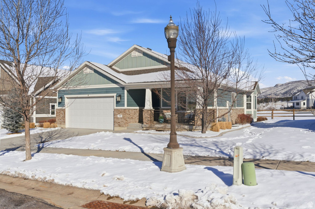 2711 E Red Barn Rd
                     MLS #2132899