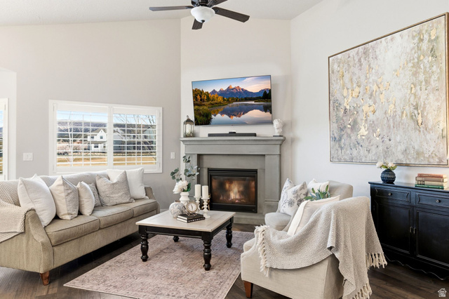 2711 E Red Barn Rd
                     MLS #2132899