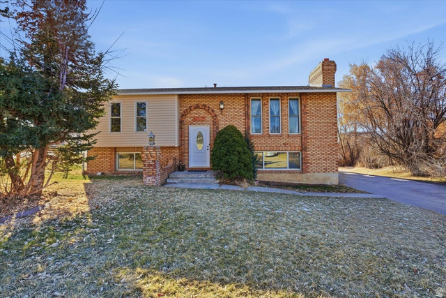 2817 W 5000 S, Roy UT 84067