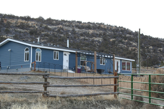 5868 N DRY FORK CANYON RD, Vernal UT 84078