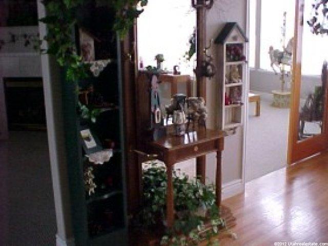 851 W 2800 S, Syracuse, UT 84075 — photo 2