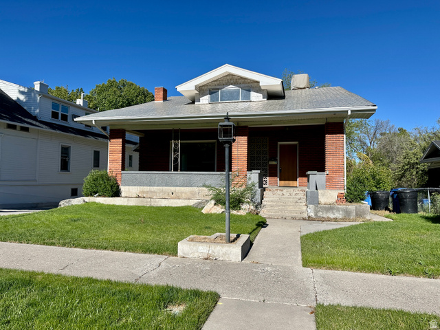 33 N 200 E
                     MLS #2133031