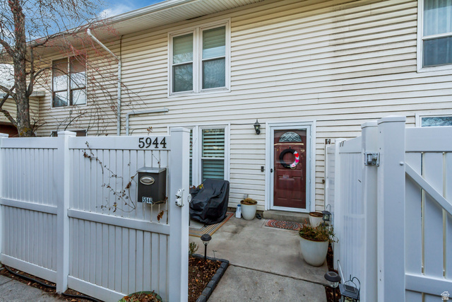 5944 S Sultan Cir
                     MLS #2133090