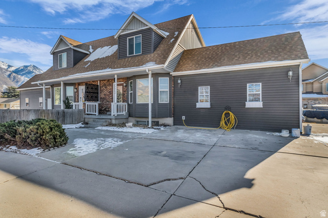 7462 S 2300 E, Cottonwood Heights UT 84121