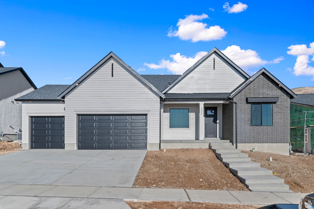185 W GLENBRITTLE DR #215, Lehi UT 84048