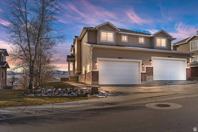 Main photo for 862 N Sapphire  #50