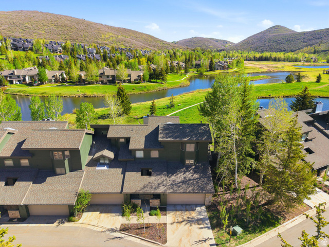 1521  Lakeside Dr
                     MLS #2133747