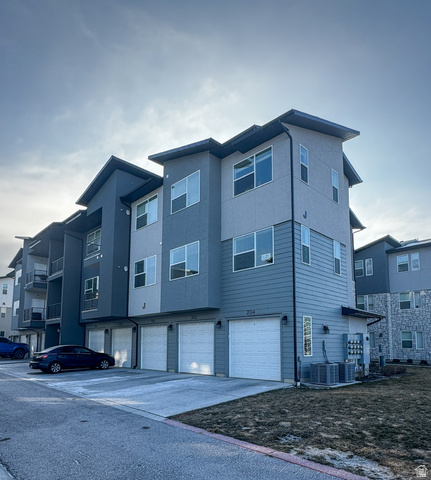 472 W 40 S #J203, Providence UT 84332