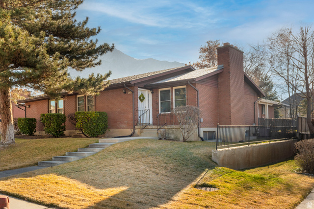 2404 E 4500 S, Holladay UT 84117