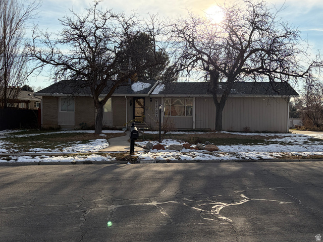 2544 E PROMENADE DR, Cottonwood Heights UT 84121
