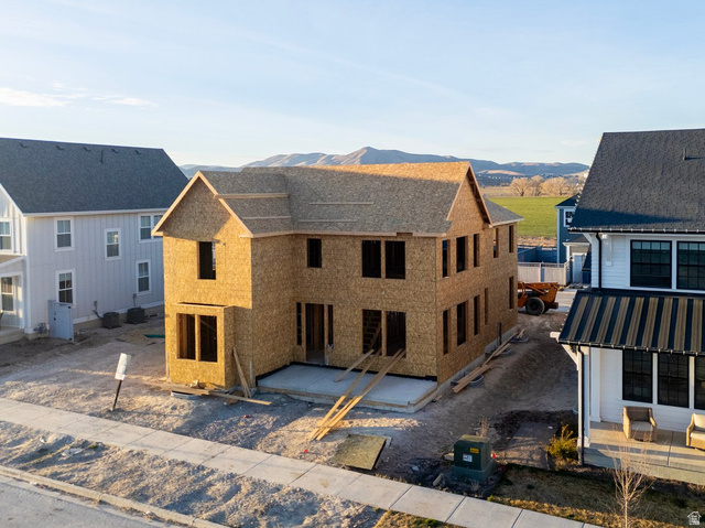 858  Caroline Dr #211
                     MLS #2134216