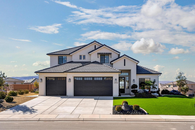 1418 E Hayrocks Dr
                     MLS #2134227