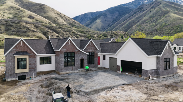 702 N 2000 E #305, Mapleton UT 84664