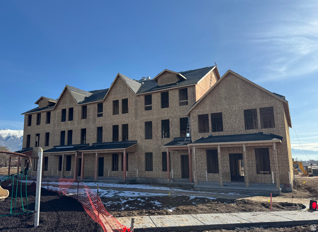 1888 W 1575 N #235, Layton UT 84041