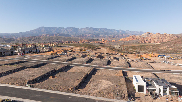 1878 W 350 ST, Hurricane UT 84737