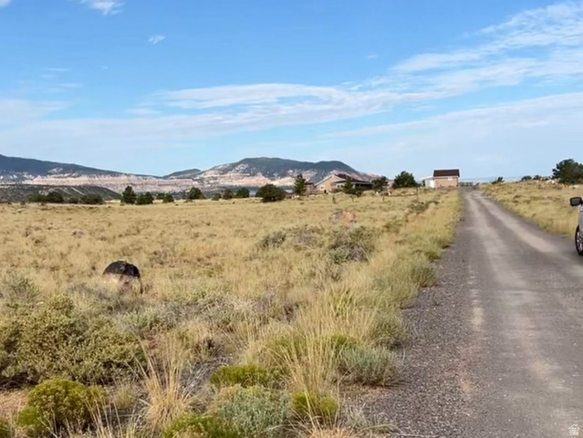 829 E 200 N, Torrey UT 84775