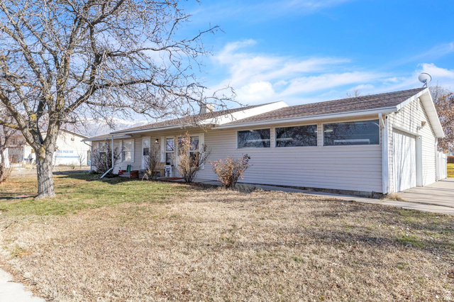 1016 N 325 W, Harrisville UT 84404