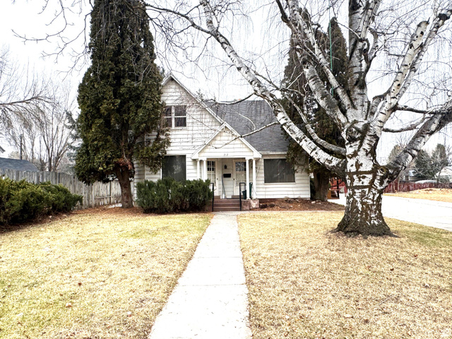 Main photo for 212 N 2 E