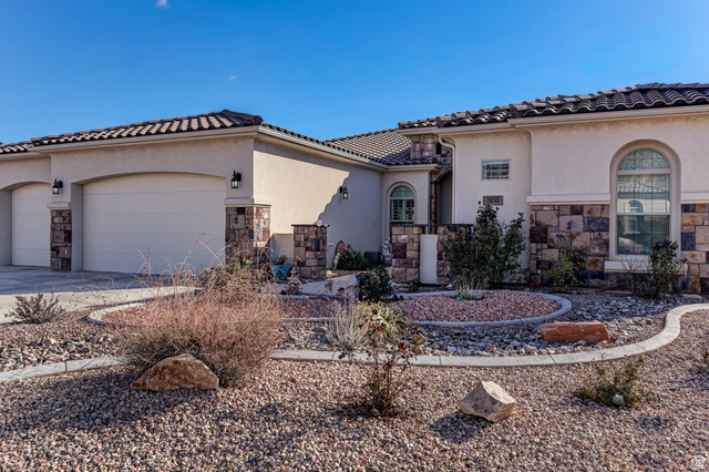 2030 N Reserve Pkwy
                     MLS #2135516