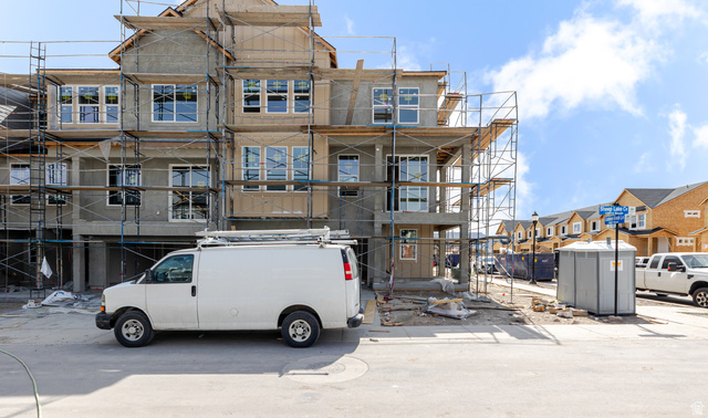 12819 S GOBBLERS KNOB LN #3046, Herriman UT 84096