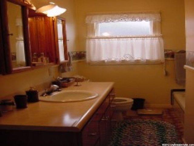 167 N 200 E, Salina, UT 84654 — photo 8