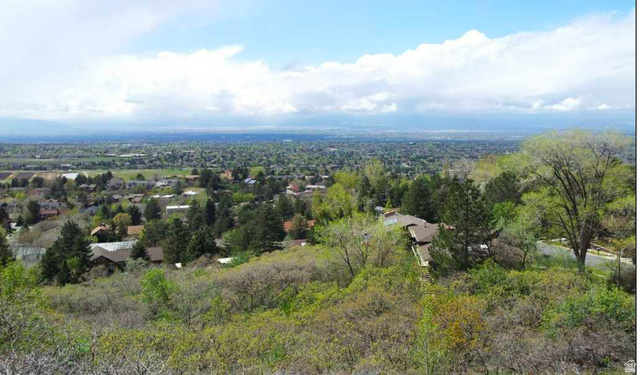 3720 E GOLDEN OAKS DR, Cottonwood Heights UT 84121